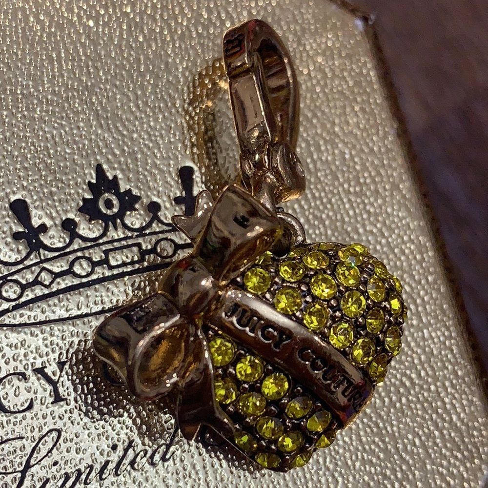 Juicy Couture YELLOW PAVE BANNER PUFF HEART CHARM SWAROVSKI CRYSTALS - Picture 9 of 16